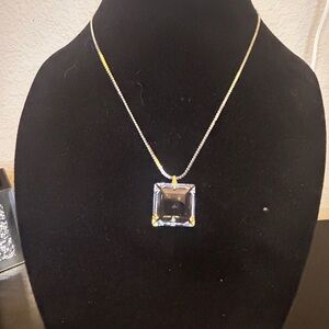 Elegant Silver Pendant Necklace